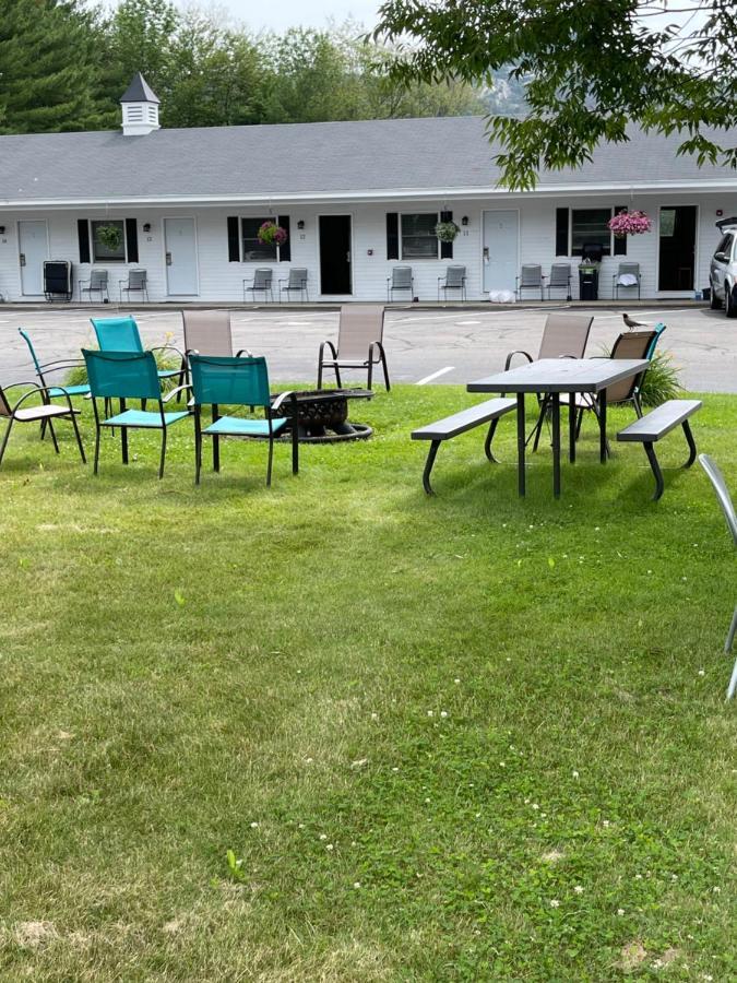 Colonial Motel Норт-Конвей Екстер'єр фото