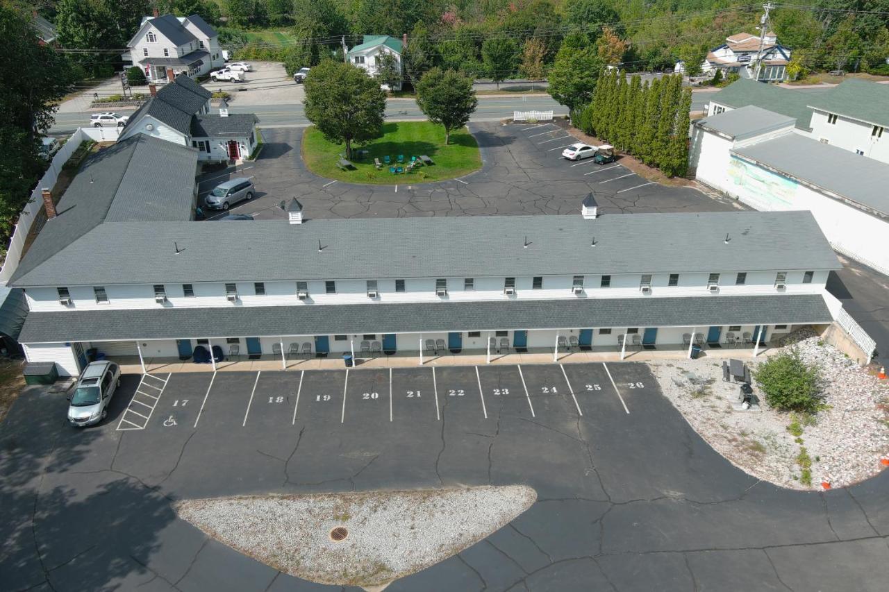 Colonial Motel Норт-Конвей Екстер'єр фото